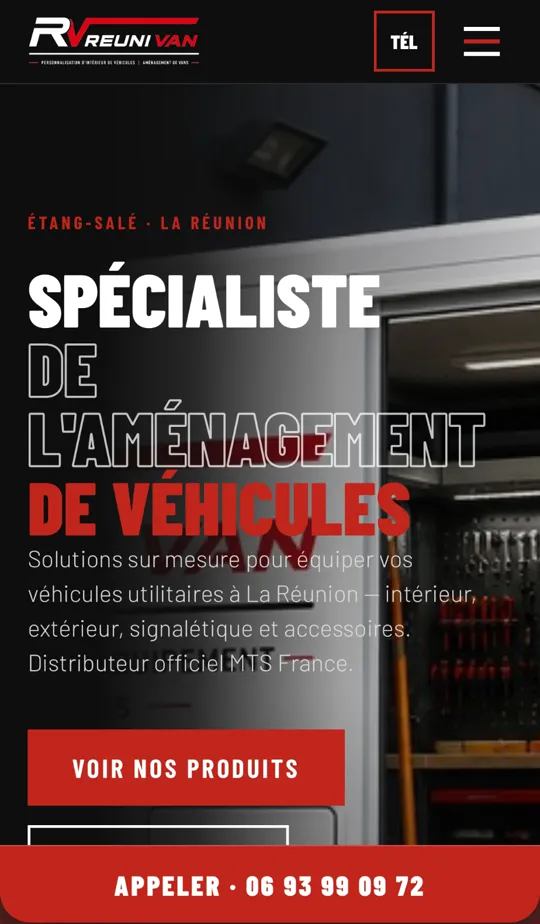Page d'accueil du site de Reuni Van sur mobile, avec le bouton Appeler